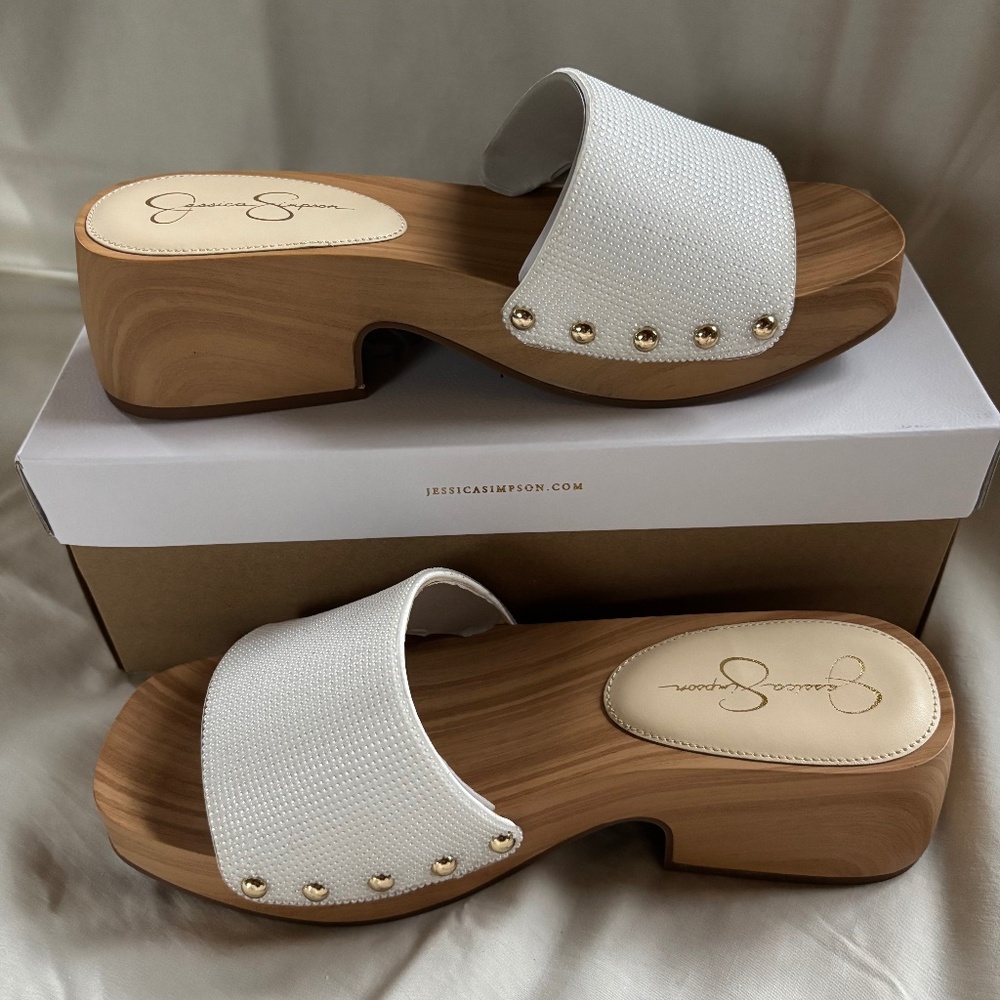 Jessica Simpson Wooden Platform Sandals - NIB - size 8.5 or 9